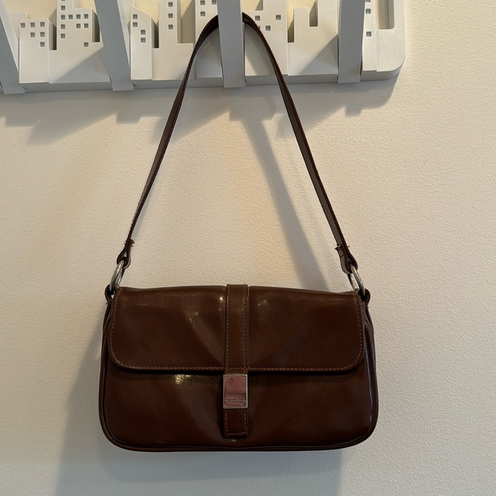 Cute small chocolate brown Kenneth Cole Reaction purse